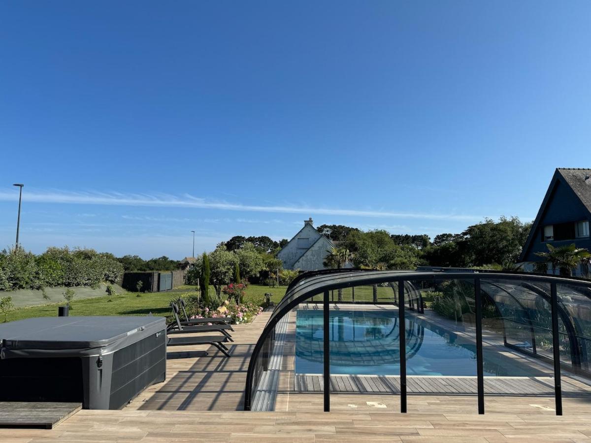 Superbe Villa Tout Confort Avec Piscine Chauffee Er Couverte Et Spa A 2 Pas De La Plage Fouesnant Esterno foto