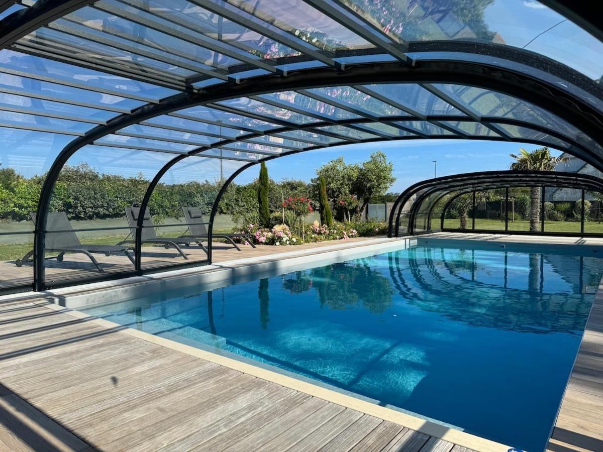Superbe Villa Tout Confort Avec Piscine Chauffee Er Couverte Et Spa A 2 Pas De La Plage Fouesnant Esterno foto