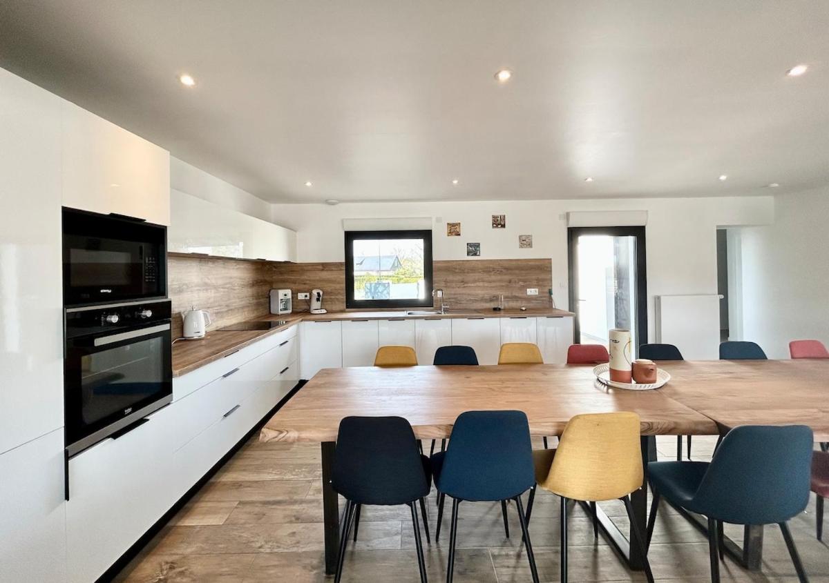 Superbe Villa Tout Confort Avec Piscine Chauffee Er Couverte Et Spa A 2 Pas De La Plage Fouesnant Esterno foto